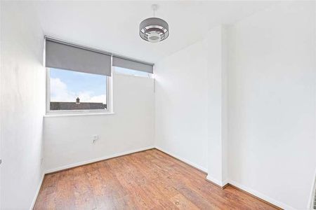 High Street, Epping, CM16 - Photo 3