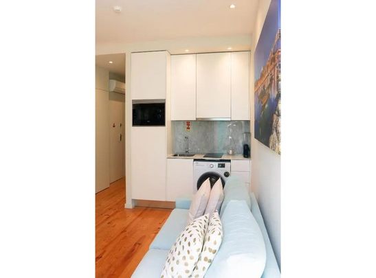 Rua dos Mártires da Liberdade, Porto, Braga 4050-359 - Photo 1