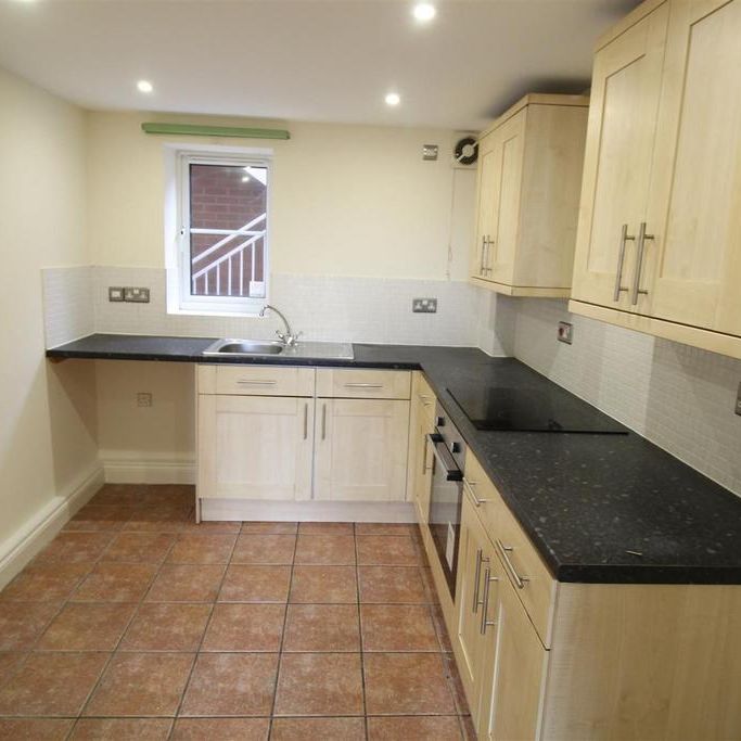 2 bedroom flat to rent - Photo 1