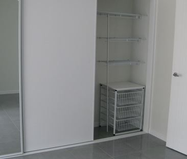 Unit 2, 15 Hardiman Street, Woody Point, QLD - Photo 3