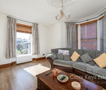 2 bedroom semi-detached house to rent - Photo 3