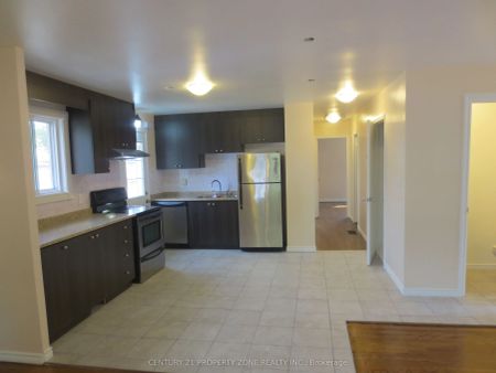 83 Sutherland Avenue - Photo 3