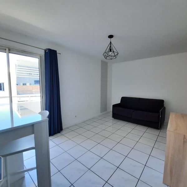 Location Appartement 1 pièce 23m² STE CLOTILDE 97490 - Photo 1