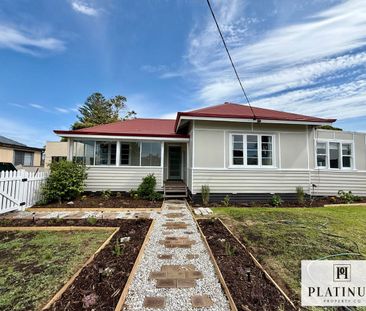 Beautifully Updated 4-Bedroom Home in Carey Park - Photo 5