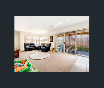 Easy Living. - Photo 1