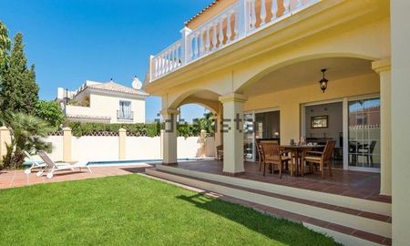 Alquiler de casa o chalet independiente en Avenida Costanera - Photo 4