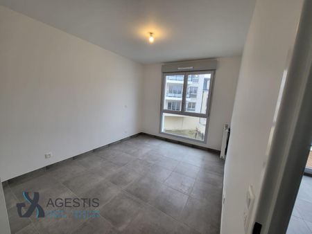 APPARTEMENT T2 47M - Photo 3