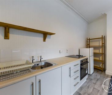 Methley View, Leeds - Photo 4