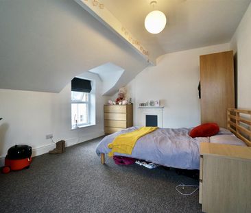 7 Craig-Y-Don Road - Photo 3