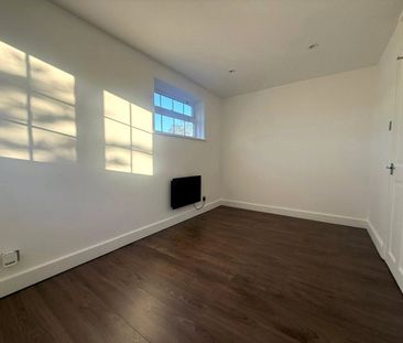 Crofton Close, Bracknell, Berkshire, RG12 - Photo 6