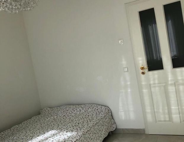 Neubau u. Traumhafte Wohnung mit Garten+ Stellplatz zu vermieten - Photo 1