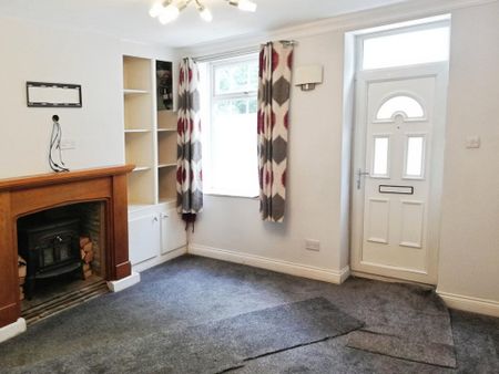 2 bedroom terraced house to rent - Photo 3