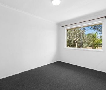 NEWLY RENOVATED 2 BEDROOM 1 BATHROOM UNIT IN PRIME EAGLEBY LOCATION - Photo 5