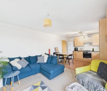 Terry House, Tadros Court, High Wycombe,HP13 - Photo 1