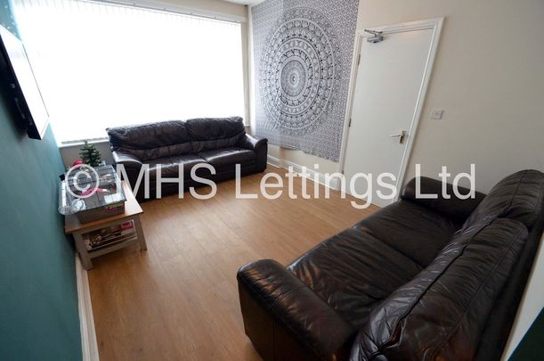 6 Bedroom Mid Terraced House for rent in Winfield Terrace - Photo 1
