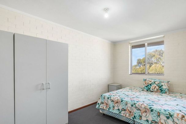 Convenient location. - Photo 1