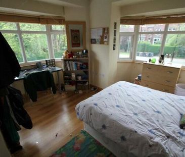 1 bedroom property to rent Shaw Lane, Leeds, West Yorkshire, LS6 - Photo 2