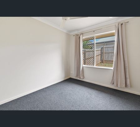 16 MESSINA CLOSE, Kanimbla, Qld 4870 - Photo 3