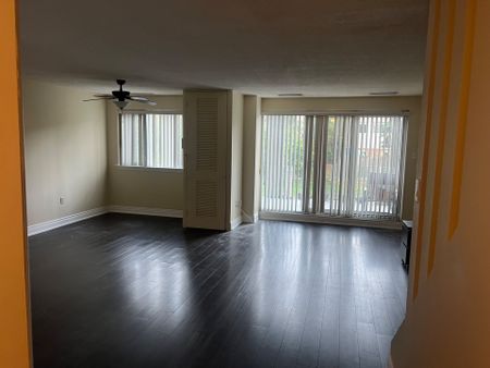 For Lease - 4005 Don Mills Road Unit# 132, Toronto, Ontario - Photo 2