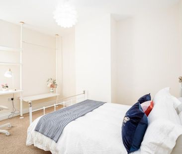 5 bedroom terraced house to rent - Photo 5