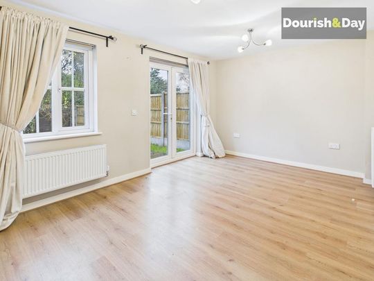 4 bedroom semi-detached house to rent - Photo 1