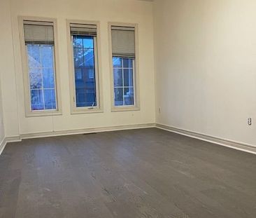 For Lease - 356 COACHWISH Trail Unit# (Main & Second Floor), Newmar... - Photo 2