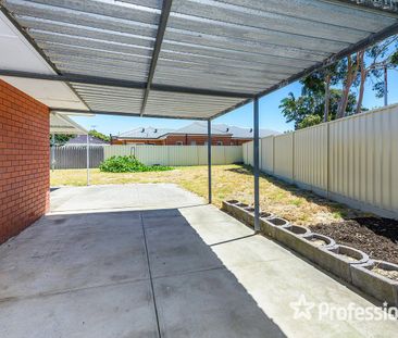 Neat Duplex! - Photo 3