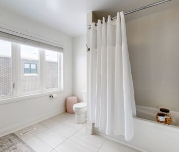 For Lease - 24 Lally Terrace, Barrie, Ontario - Photo 6