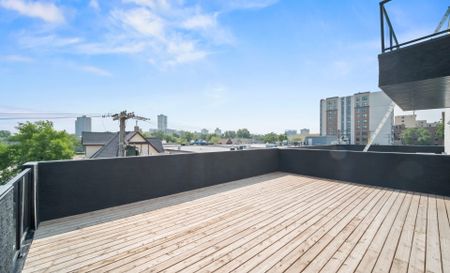 Manchester: Black Accents – Penthouse Suite – 710 Westminster, Winnipeg, MB - Photo 5