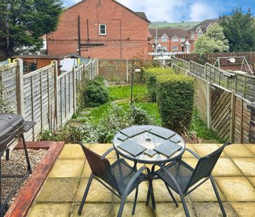 2 bedroom terraced house to rent - Photo 4