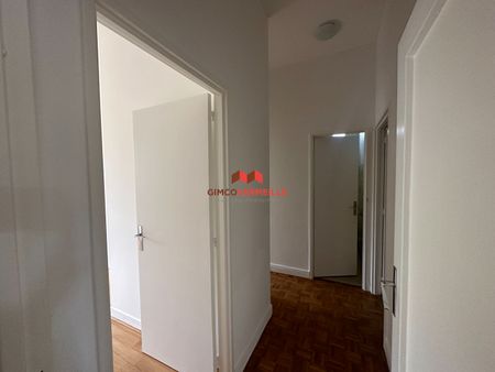 Location Appartement 4 pièces 94m² - Photo 3