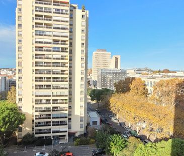 Location Appartement 3 pièces 83m² MONTPELLIER 34000 - Photo 2