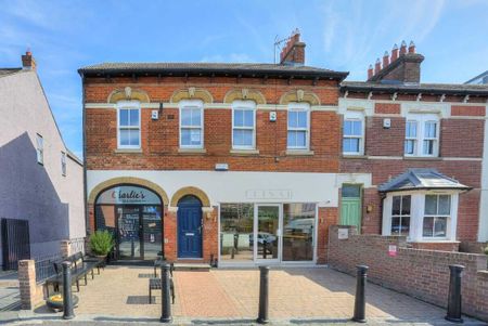 Available unfurnished from 15/12/2025 - Photo 5