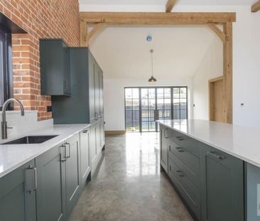 3 bedroom barn conversion to rent - Photo 3