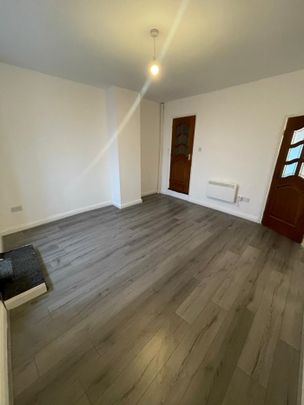 1 bed Apartment - To Let - Photo 1