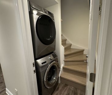 For Lease - 71 Golf Links Drive, Aurora, Ontario - Photo 6