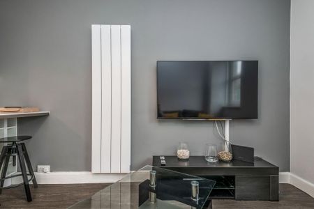 1 bedroom serviced apartment to rent - Photo 5