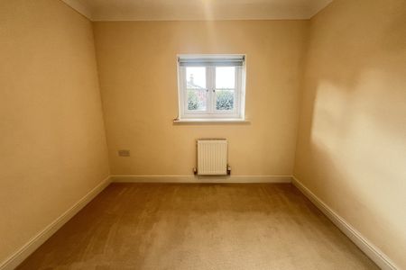 White Street - Photo 3