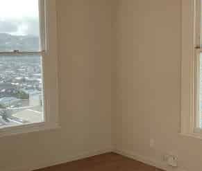 European Luxury with Best City Views in Newtown - Photo 2