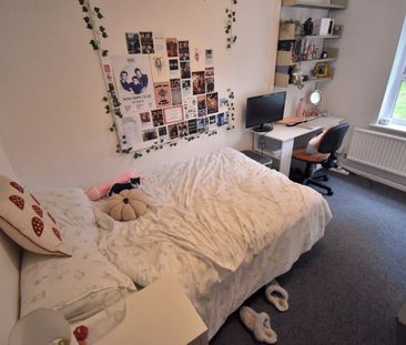 7 Bed Terraced House, Hillside Court, RG1 - Photo 4