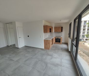 Location Appartement 2 pièces 49m² - Photo 5