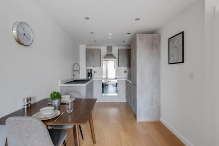 1 bedroom serviced apartment to rent - Photo 5