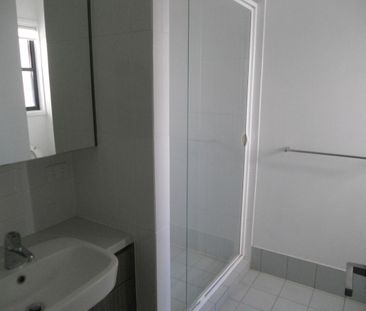 7 / 17 Musgrave Road, Indooroopilly - Photo 5