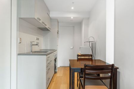 Modern Studio Apartment in Queen's Residences - Photo 2
