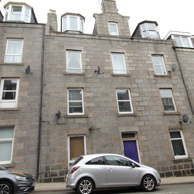 Esslemont Avenue, Second Floor, Aberdeen - Photo 1