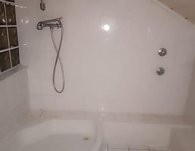 2 Zimmer Wohnung 75 qm ab sofort - Foto 1