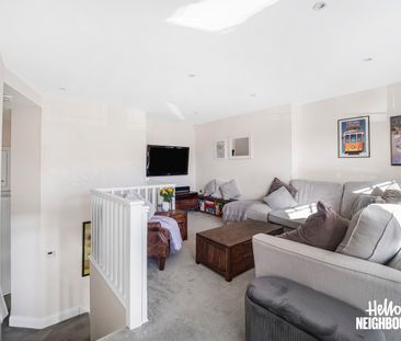 Pearse House, Birchwood Mews - Photo 3