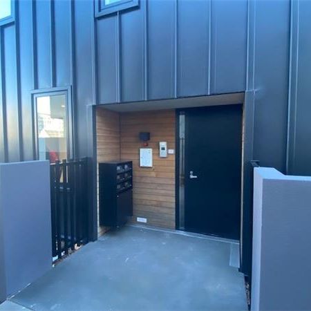 101/198 Gloucester Street, City, Christchurch City - Sunny City Centre Apartment in Prime Location - Photo 1