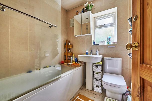 3 bedroom house to rent - Photo 1