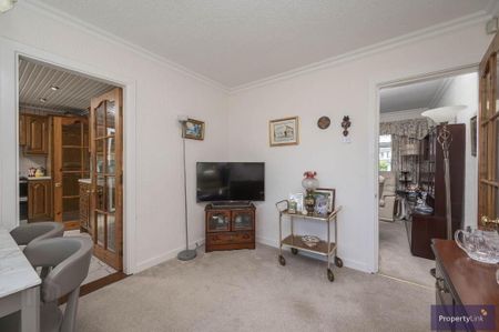 11 Ashley Gardens, Armagh, BT60 1HF - Photo 3